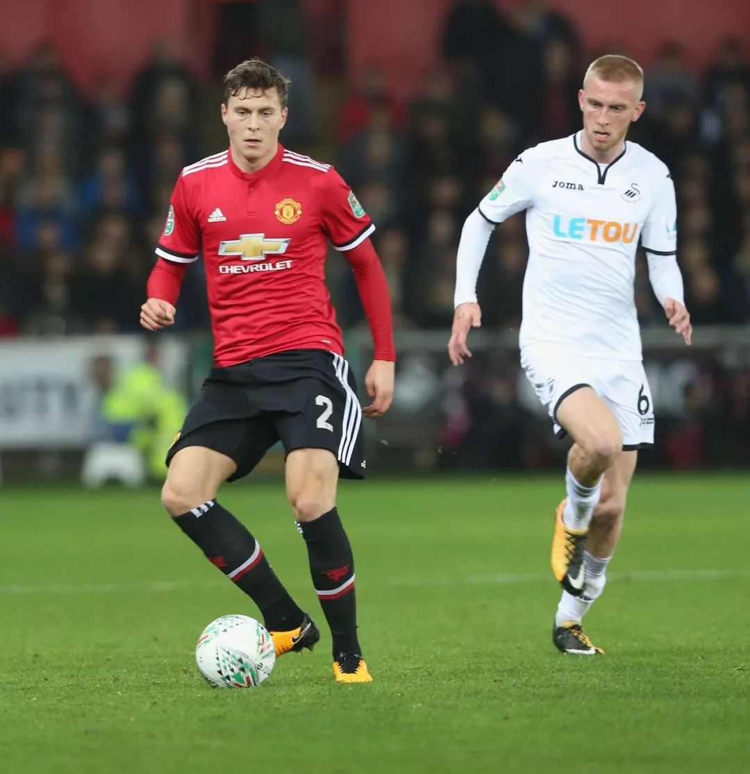 且多名关键 且多名关键